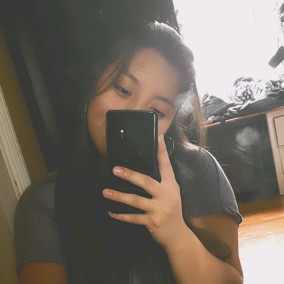 Meet your Posher, Isis - Picture 1 of 1